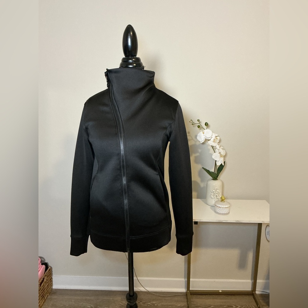 Simply Vera Verawang Women's Black High-Neck Jacket - Picture 3 of 8